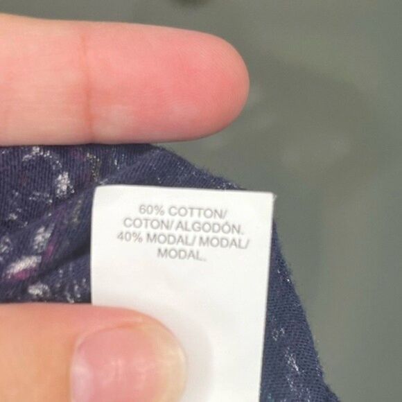 Lucky Brand Navy Paisley Print Short Sleeve Top Size Medium - Picture 5 of 7